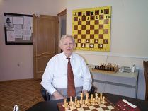 Vassily Smyslov at the board before the Rebel match.
